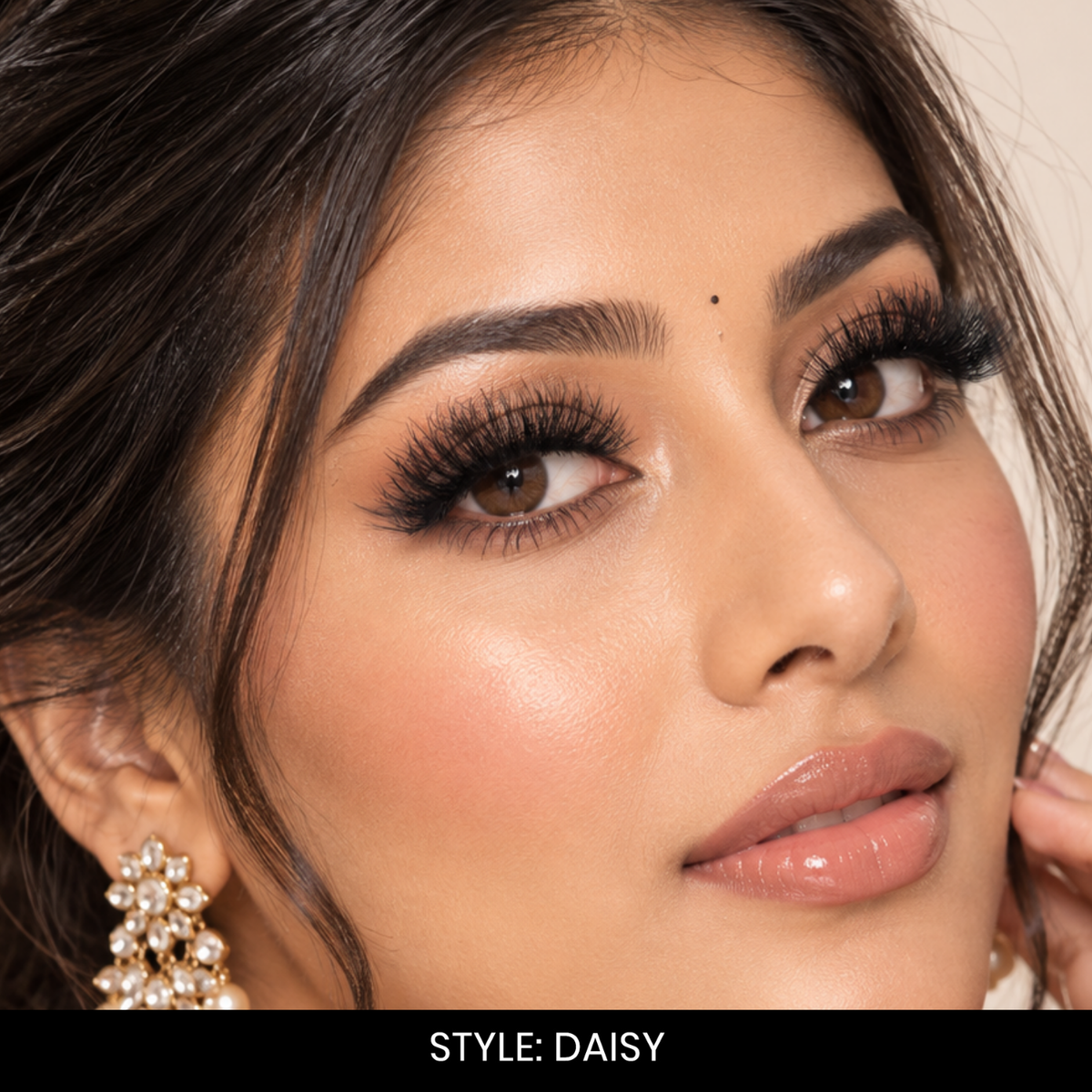 Daisy False Eyelashes | Pair of 20 | Fake Eyelashes for Women | Soft Natural Look | Lightweight Band