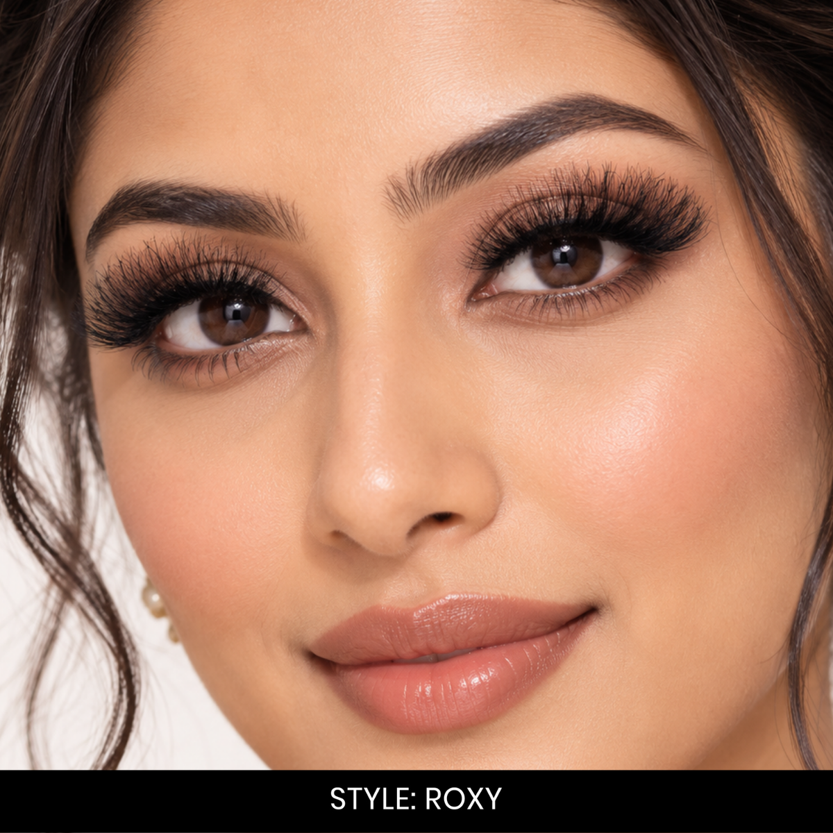 Roxy False Eyelashes | Pair of 10 | Fake Eyelashes for Women | Bold Volume Look | Lightweight Band