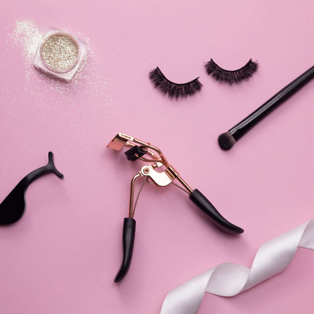 Black Eyelash Curler | Curl and Lift Natural Lashes