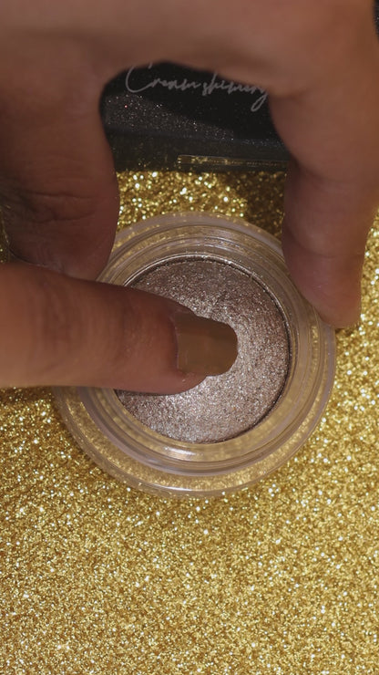 24 Carat Cream Shimery Eyeshadow | Metallic Finish | Pigmented Formula